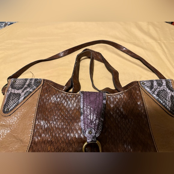 Jessica Simpson snake printed handbag - Picture 7 of 12